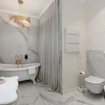 2bd Old Town Courtyard Apartment *