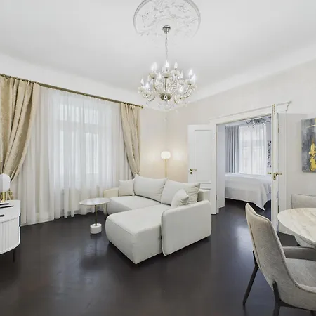 2bd Old Town Courtyard Apartamento *