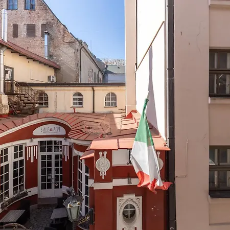 Old Town Luxe | Boutique 2br Apartamento