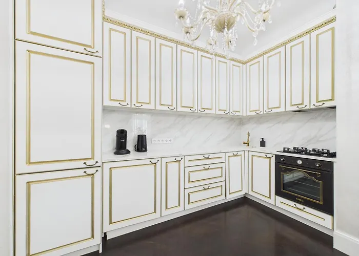 2bd Old Town Boutique *