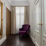 2bd Old Town Courtyard